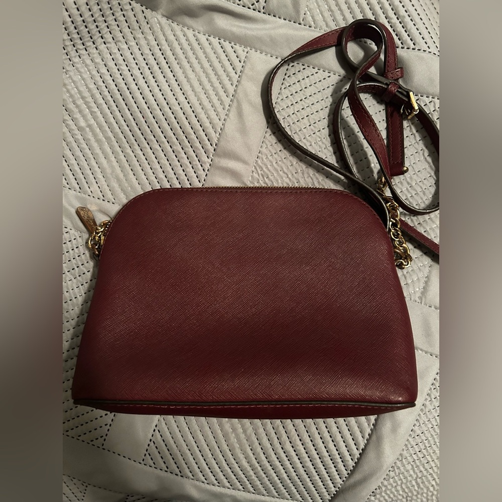 Micheal Kors Purse- Maroon - Picture 4 of 7